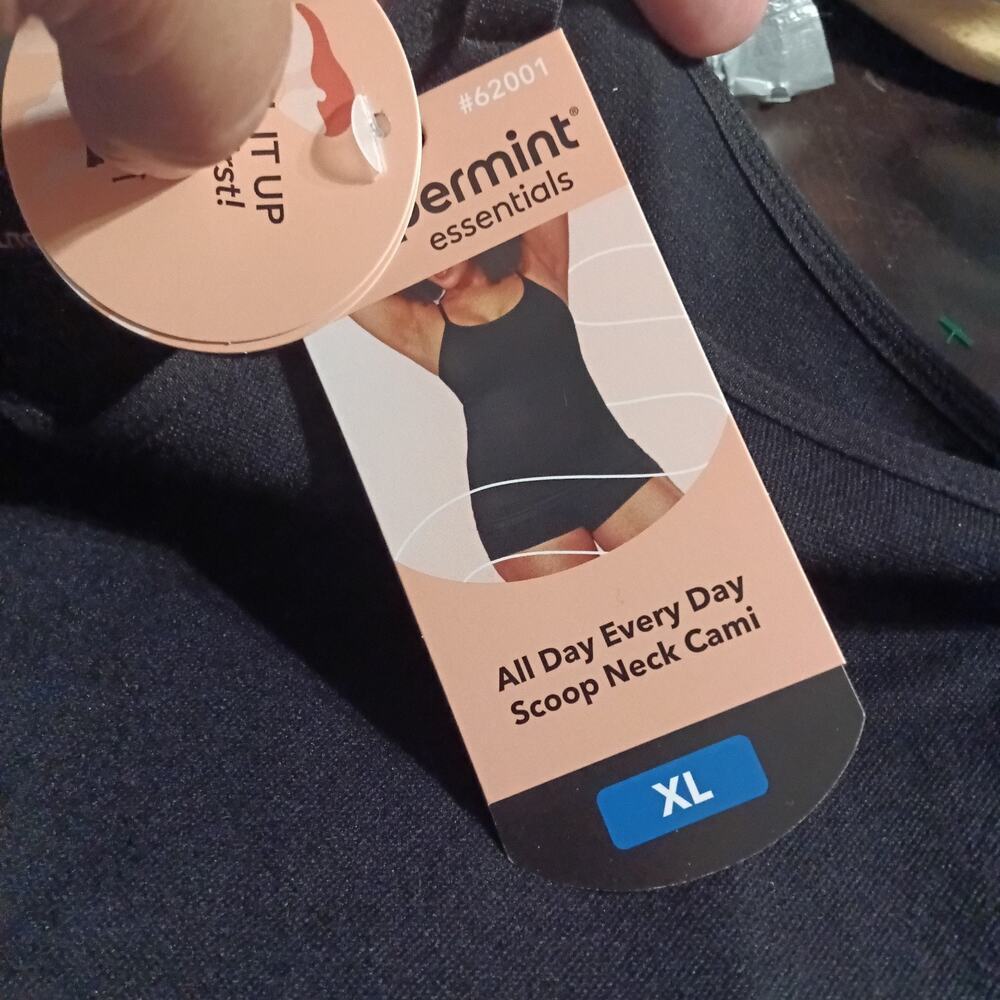 NWT! Shapermint Essentials XL Women All Day Every Day Scoop Neck Cami Black - Picture 2 of 3